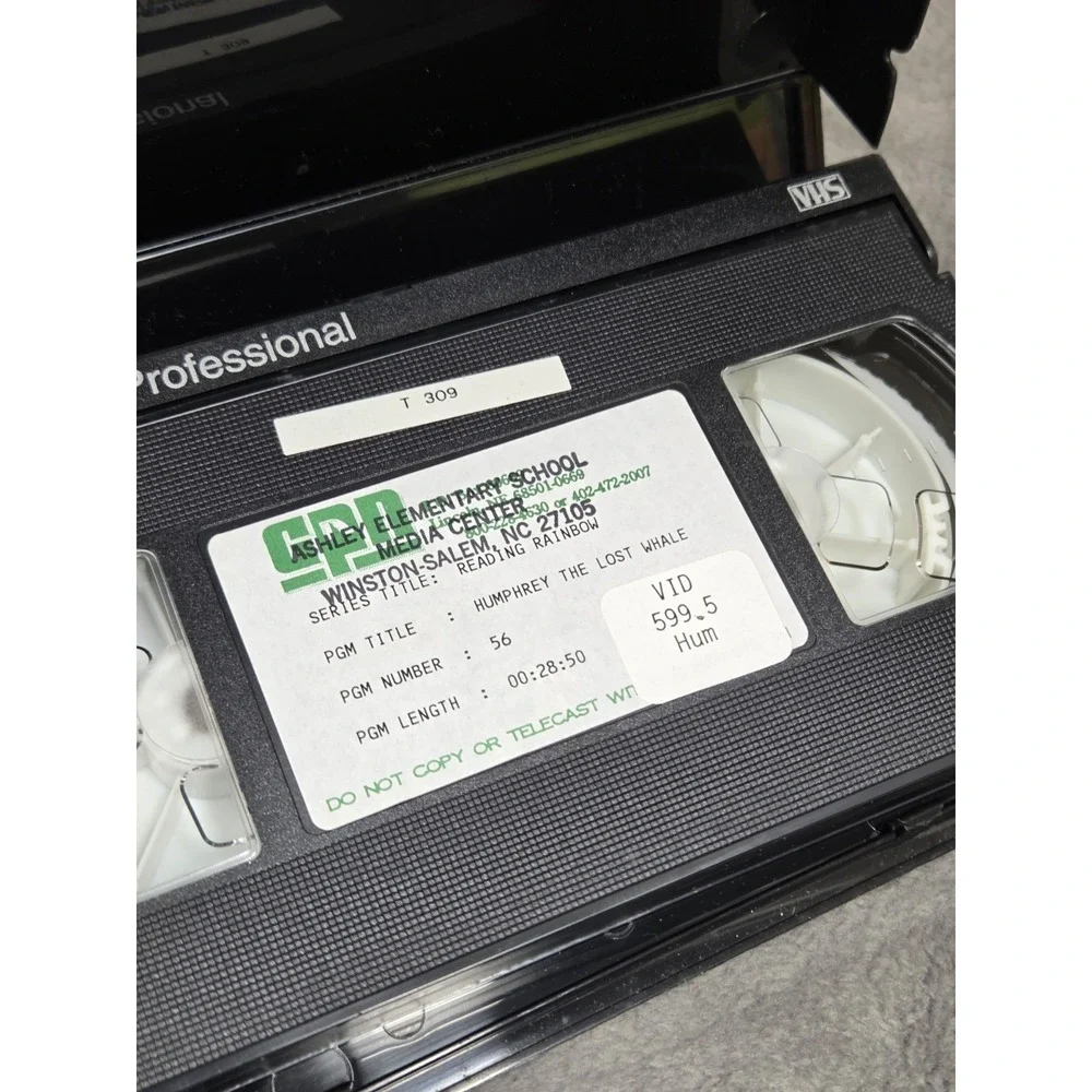 Reading Rainbow: Humphrey The Lost‎ Whale VHS LeVar Burton  Educational